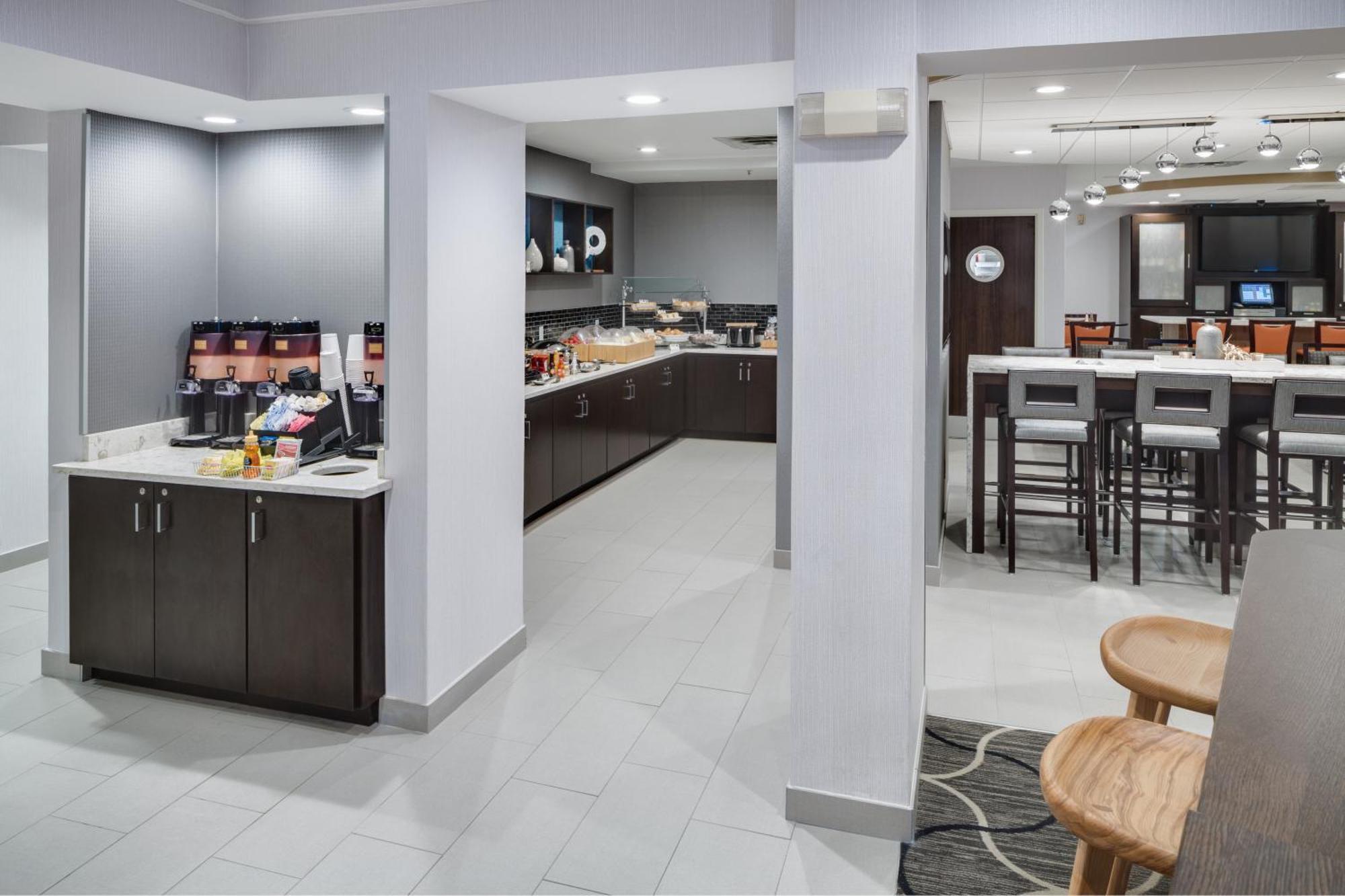 Springhill Suites Милфорд Екстериор снимка