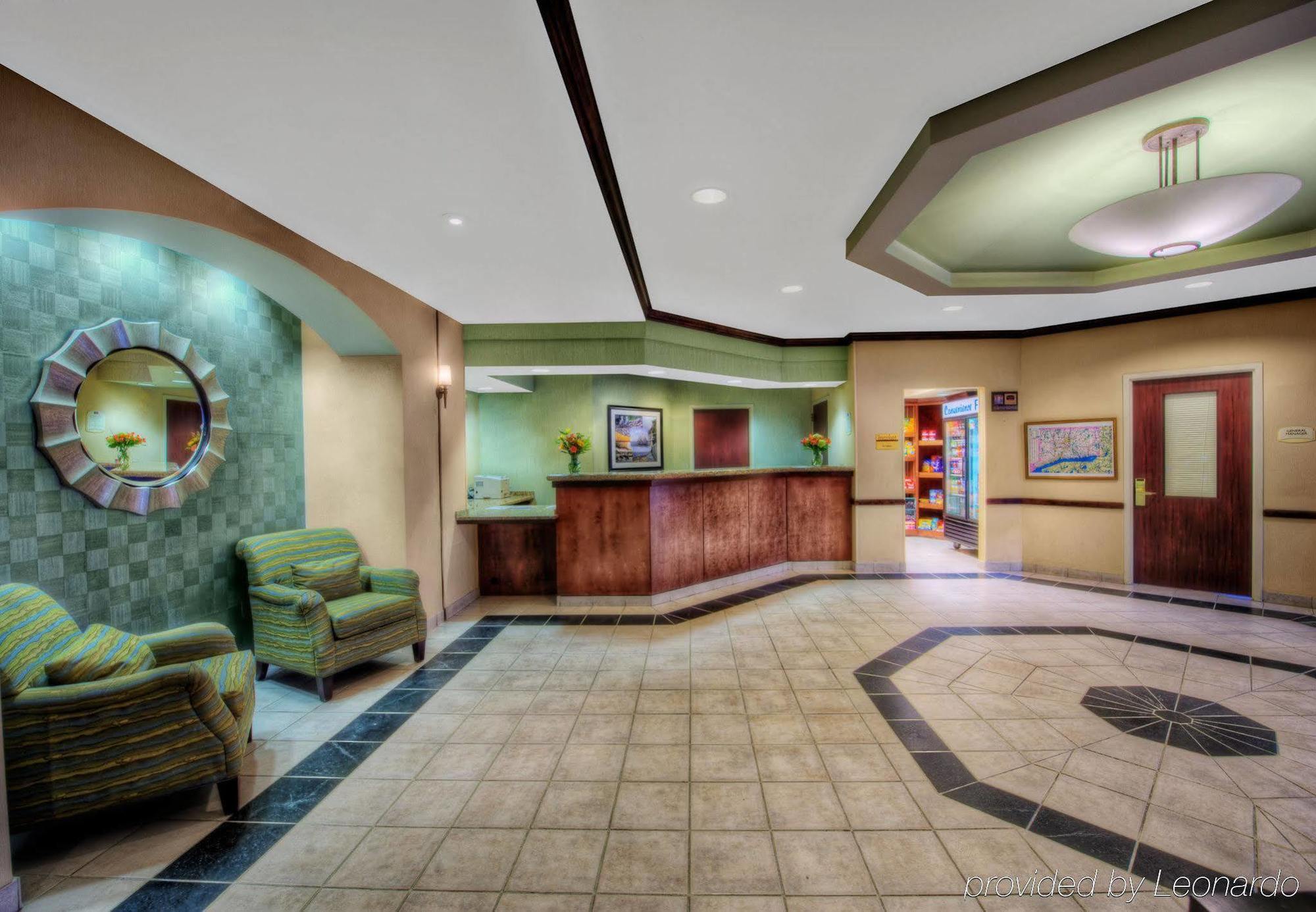 Springhill Suites Милфорд Екстериор снимка